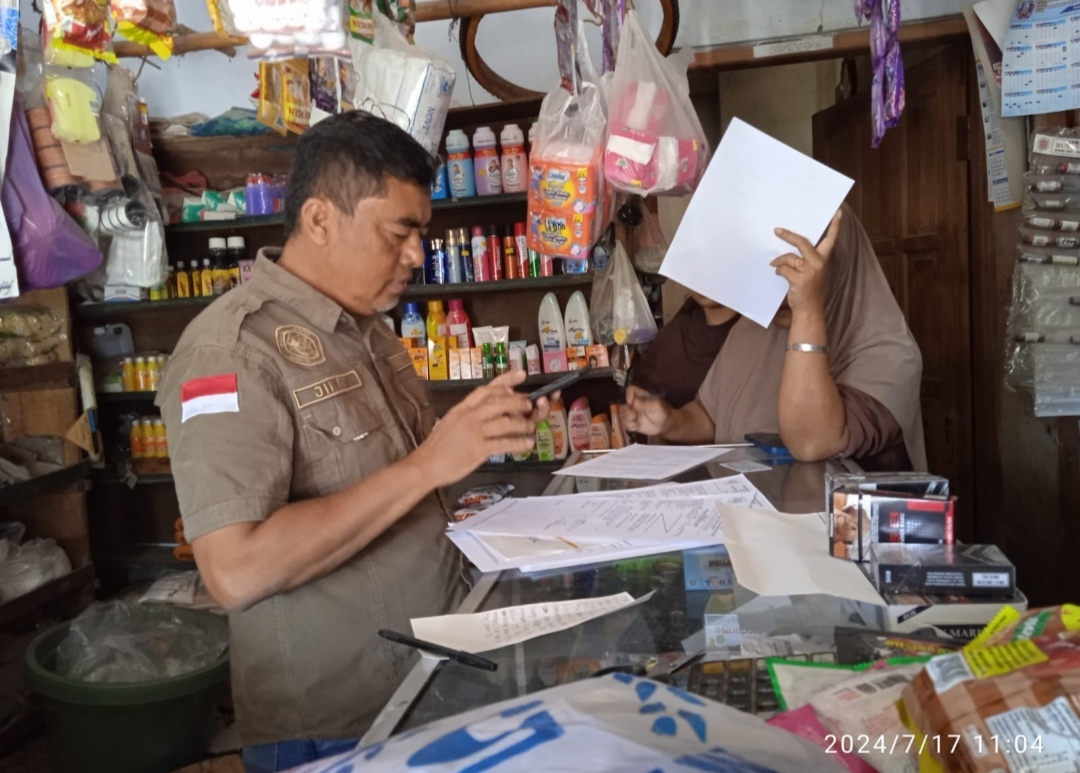 Operasi Rokok Ilegal, Tim Gabungan Temukan Ratusan Batang di Warung Kecamatan Plaosan