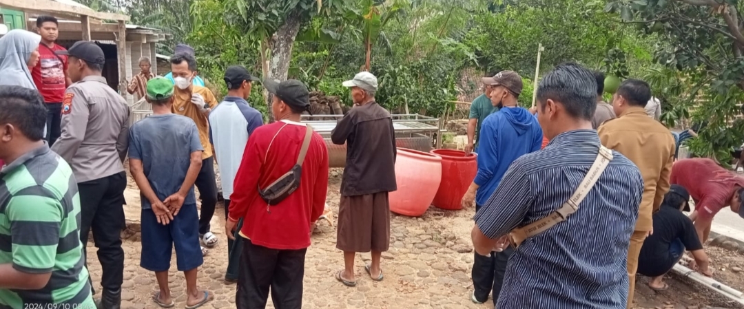 Kakek 70 Tahun Akhiri Hidup Gantung Diri di Pohon Pisang