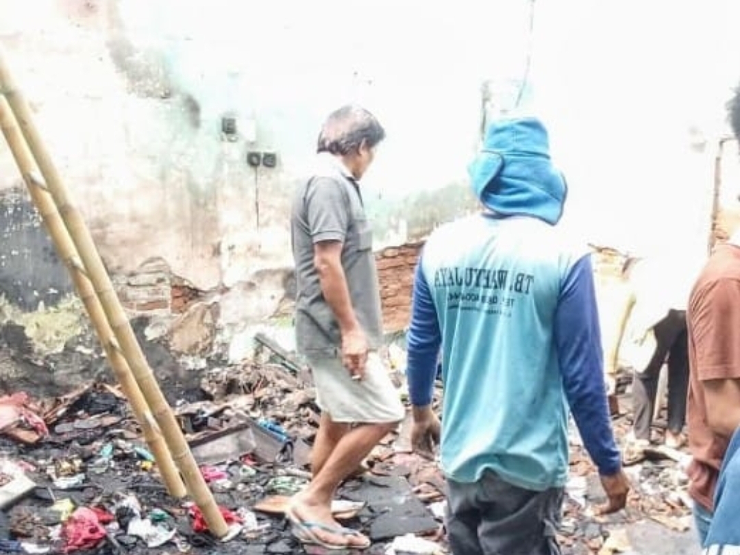 Lupa Matikan Kompor Satu Rumah Ludes Terbakar Di Takeran