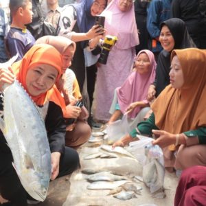 Bersama Cabup Tuban Aditya Halindra , Khofifah Banjir Dukungan Lanjutkan Dua Periode