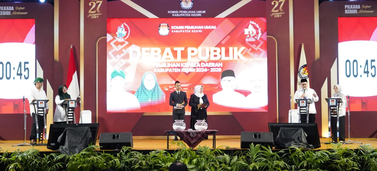 Singgung Soal Kebudayaan di Debat Publik, Deny Akui Keberhasilan Dhito