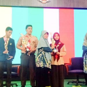 MAN Sidoarjo Sapu Bersih Olimpiade Bahasa Arab Tingkat Provinsi Kategori MA Negeri