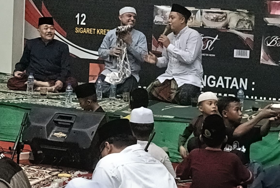 Ribuan Jamaah Ikuti “Gema Celep Bersholawat”