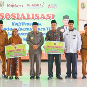 Pemkab  Mojokerto  Gelontor  Rp. 3 Miliar Untuk  Insentif  Guru  TPQ