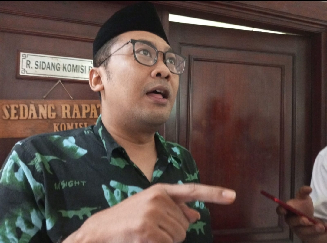 Tercekik Denda Bank Benta Warga Adukan ke DPRD Surabaya