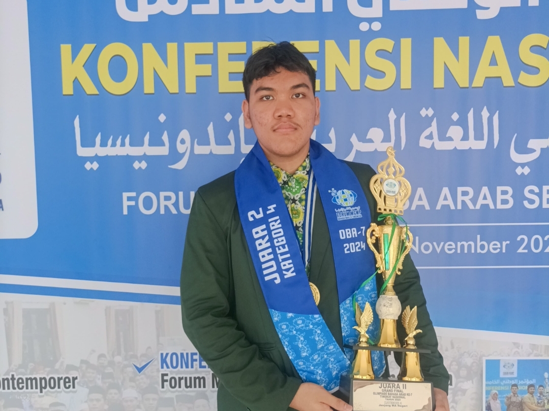 Ryan Naufal Peraih Juara Kedua Olimpiade Bahasa Arab Nasional sebuah Tantangan