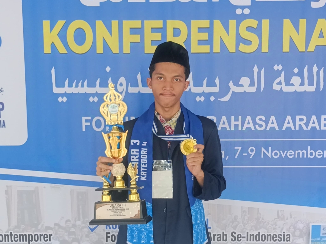 Fahmi Juara Ketiga Olimpiade Bahada Arab Nasional