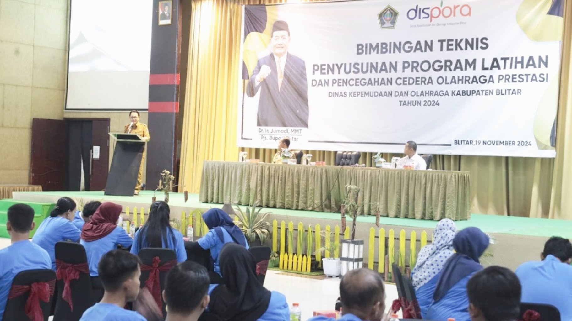 Pjs Bupati Blitar Buka Bimtek Penyusunan Program Latihan dan Pencegahan Cidera Olahraga Prestasi