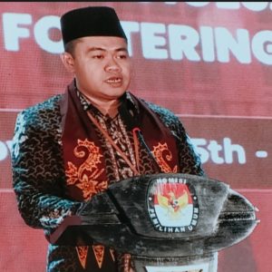 Didepan Pemantau Asing, Ketua KPU Jatim Optimis Partisipasi Masyarakat Akan Naik