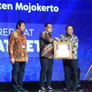 Kab Mojokerto Raih Double Penghargaan Top Inovasi Layanan Publik Jatim