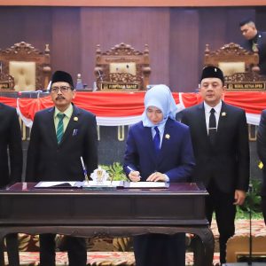 Raperda APBD Jatim 2025 Disetujui, Pendidikan dan Kesehatan Masyarakat Jadi Prioritas