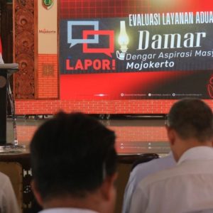 Efektifkan Layanan Dumas, Pemkab Mojokerto Evaluasi  Aplikasi Damarmojo