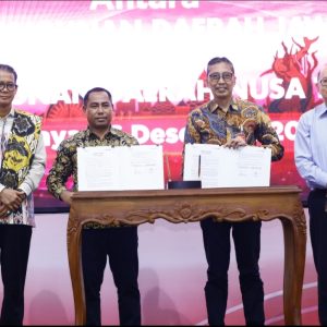 Bank Jatim Tandatangani Perjanjian Shareholder Agreement dengan Bank NTT