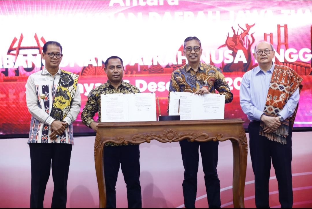 Bank Jatim Tandatangani Perjanjian Shareholder Agreement dengan Bank NTT