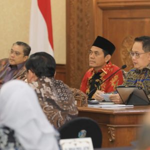 Pj. Gubernur Ungkap Capaian Pemprov Jatim Didepan Anggota Komisi ll DPR