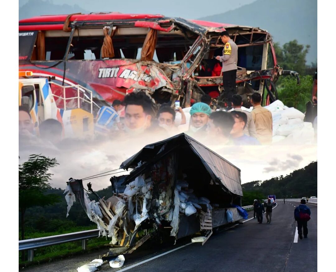 Terjadi di Tol Lawang, Bus Pariwisata Bawa Siswa SMP Bogor vs Truk, 4 Orang Meninggal di TKP