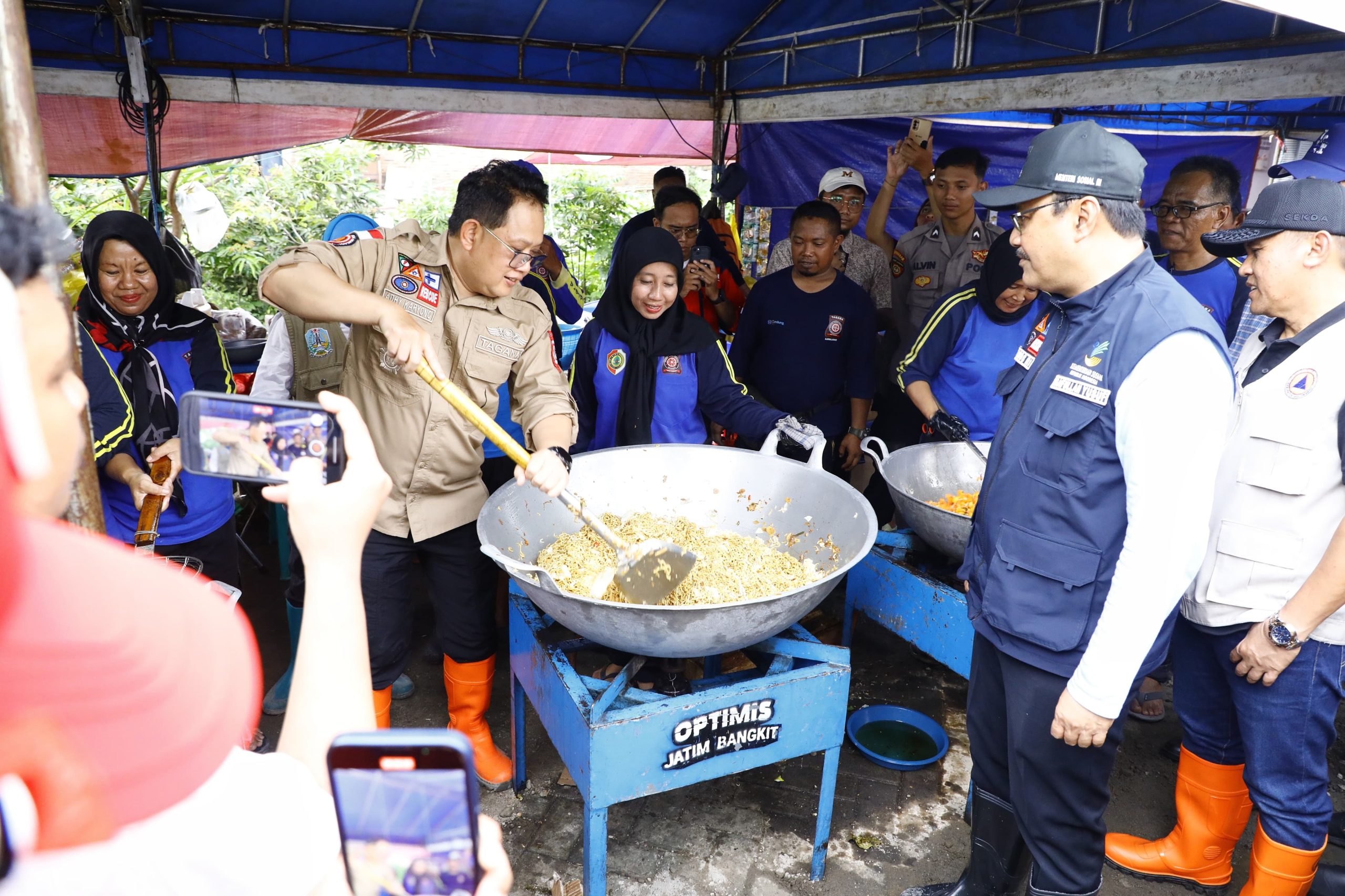 Ditinjau Mensos dan Pj. Gubernur: 867 Rumah Terdampak Banjir di Jombang dan Mojokerto