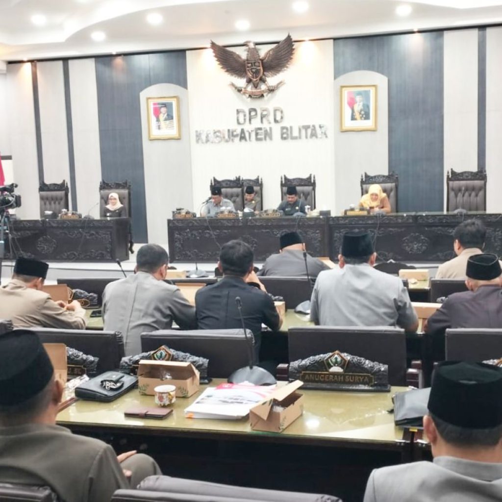 Paripurna DPRD Kabupaten Blitar Tetapkan Pasangan Rijanto-Beky Sebagai Bupati dan Wakil Bupati Blitar