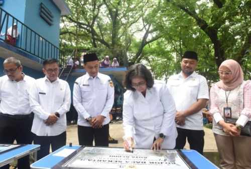 Pemkot Kediri Resmikan Pojok Baca Digital di Hutan Joyoboyo dan Taman Sekartaji