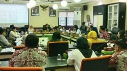 Rapat Pansus YEKAPE DPRD Surabaya Perdebadatkan Masalah Gaji