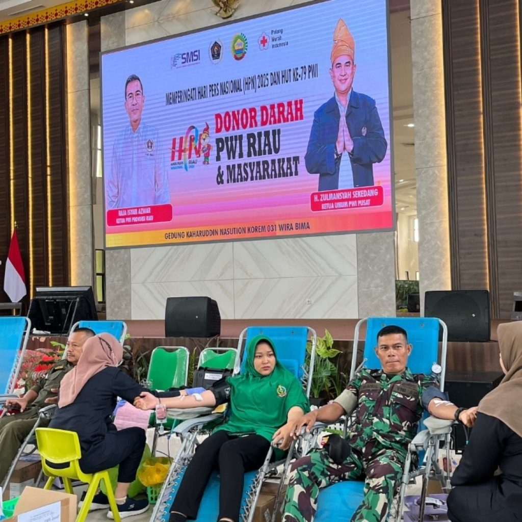 Gandeng Korem 031/Wirabima, Bakti Sosial Donor Darah Agenda Pembuka HPN 2025 di Riau