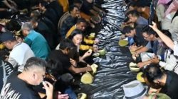 Ratusan Peserta dan Masyarakat  Tumpah Ruah Ikuti Acara Durian Party PWI di Rumah Singgah Tuan Kadi