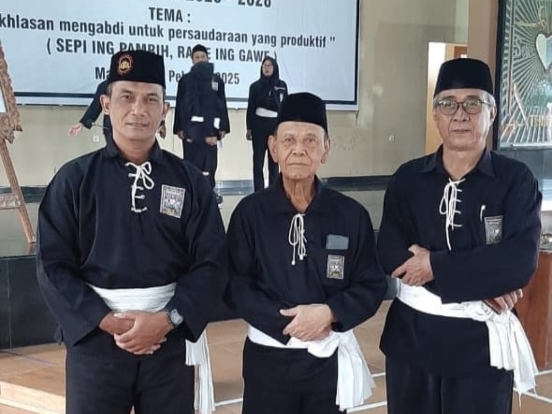 Ini Pesan Sumantri Sesepuh PSHT Magetan Dalam Pengukuhan Pengurus Ranting