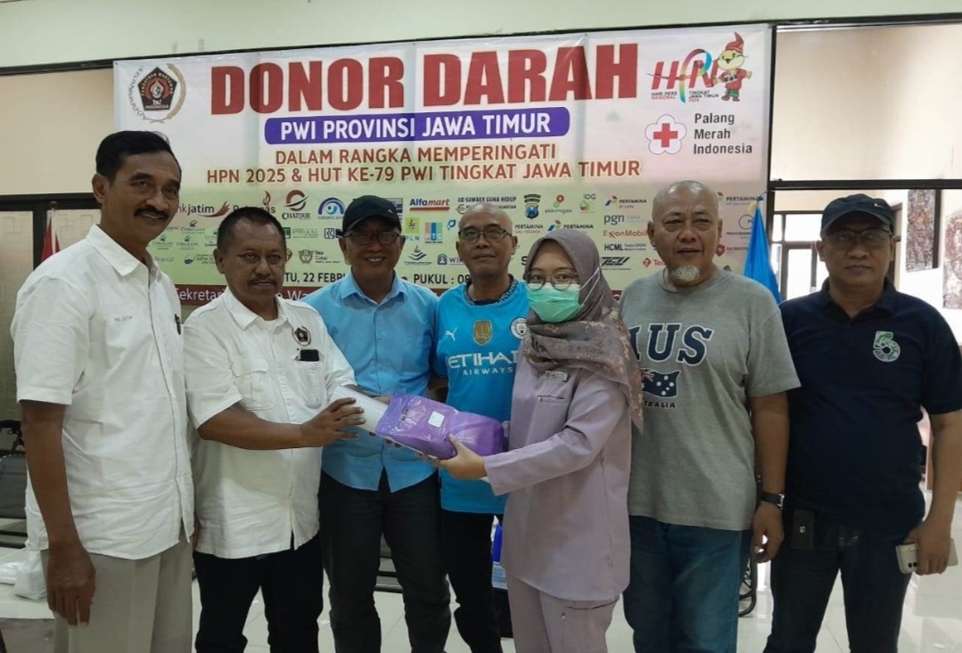 Rangkaian HPN 2025, PWI Jatim Gandeng UDD PMI Surabaya Sukses Gelar Donor Darah