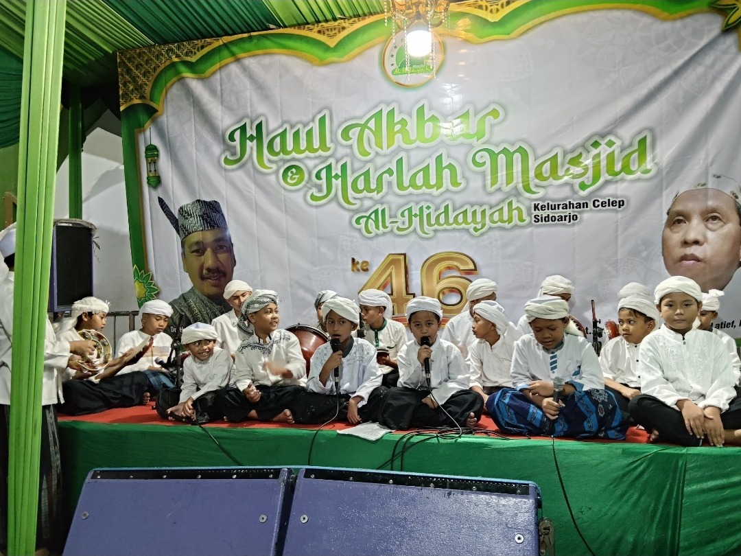 Tahlil Ratusan Jemaah Semarakkan Haul Akbar Masjid Al Hidayah Celep