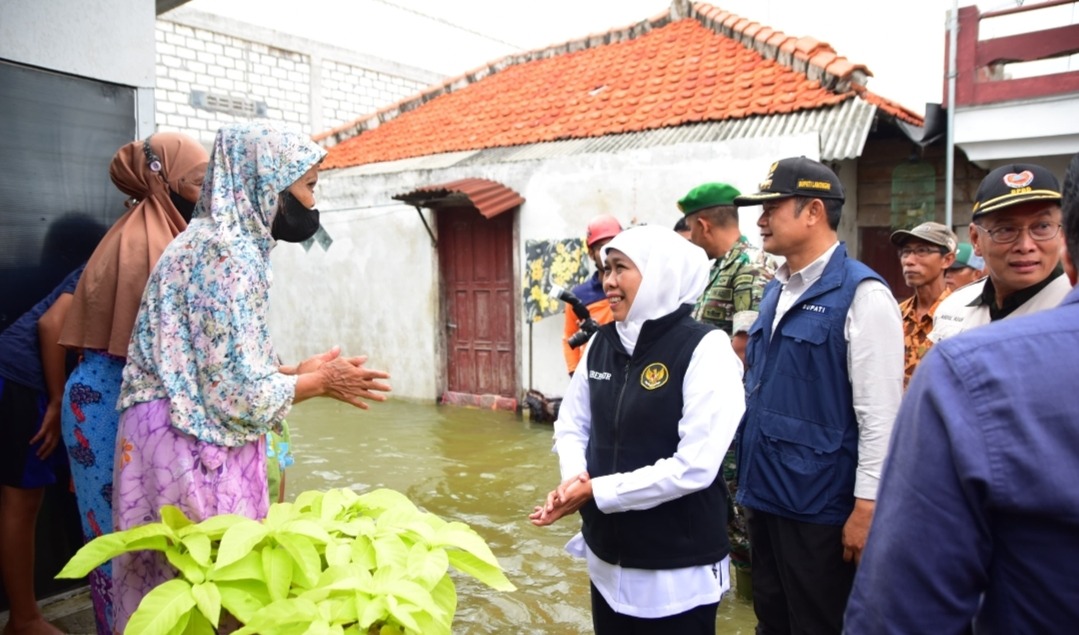 Pemprov Jatim Kirim Bantuan Korban Banjir di Gresik