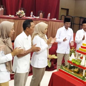 Wujud Kesetian dan Loyalitas, Gerindra Blitar Bagikan Ratusan Doorprize dan Puluhan Handphone kepada Kader