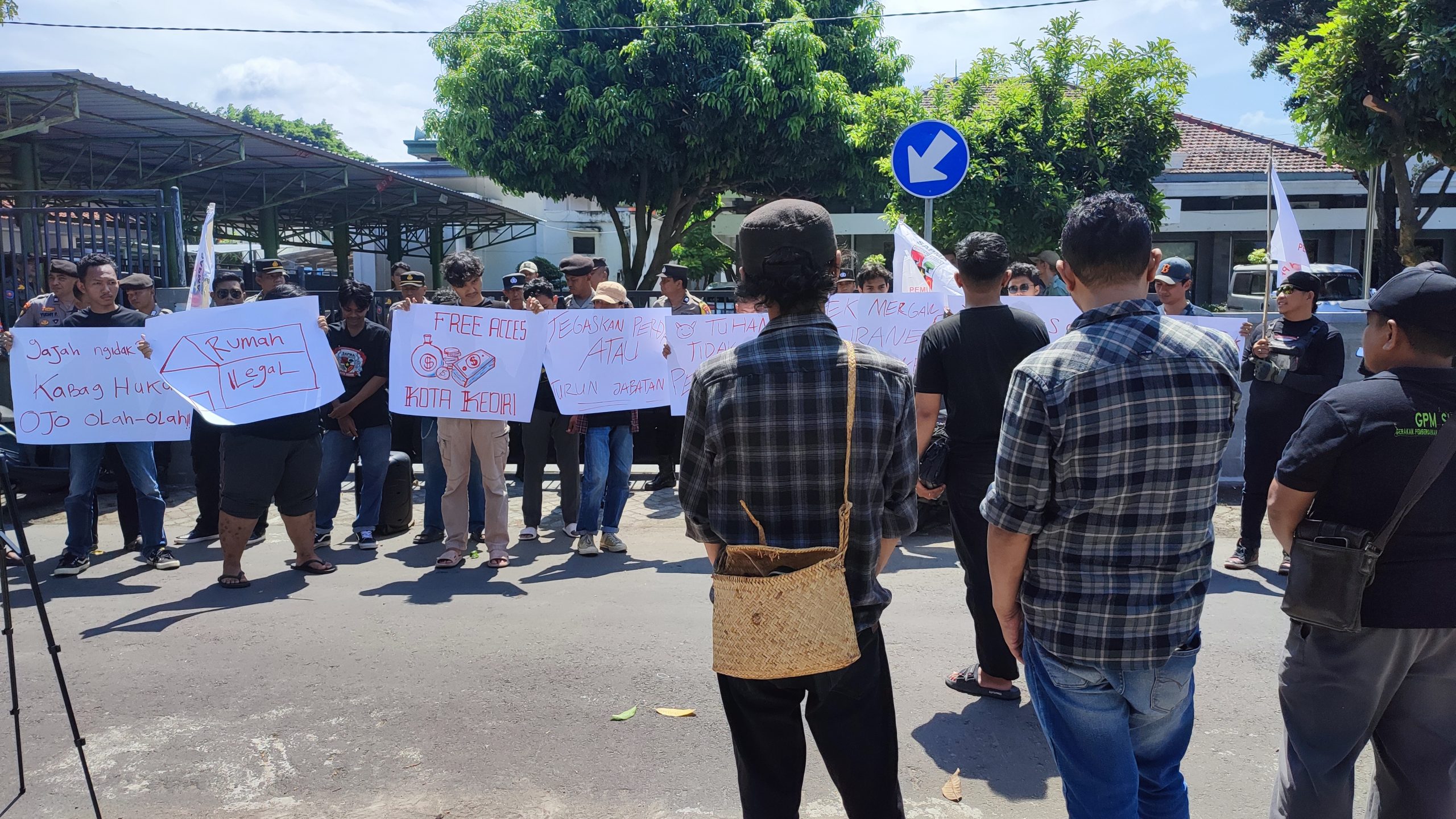 Masyarakat Kota Kediri Desak Revisi Perda Perumahan, Soroti Pengembang yang Langgar Aturan