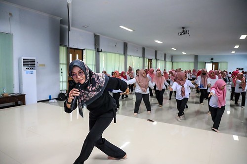 Guru TK Kota Kediri Berlatih Tari Gogor Putih, Wariskan Budaya Sejak Dini