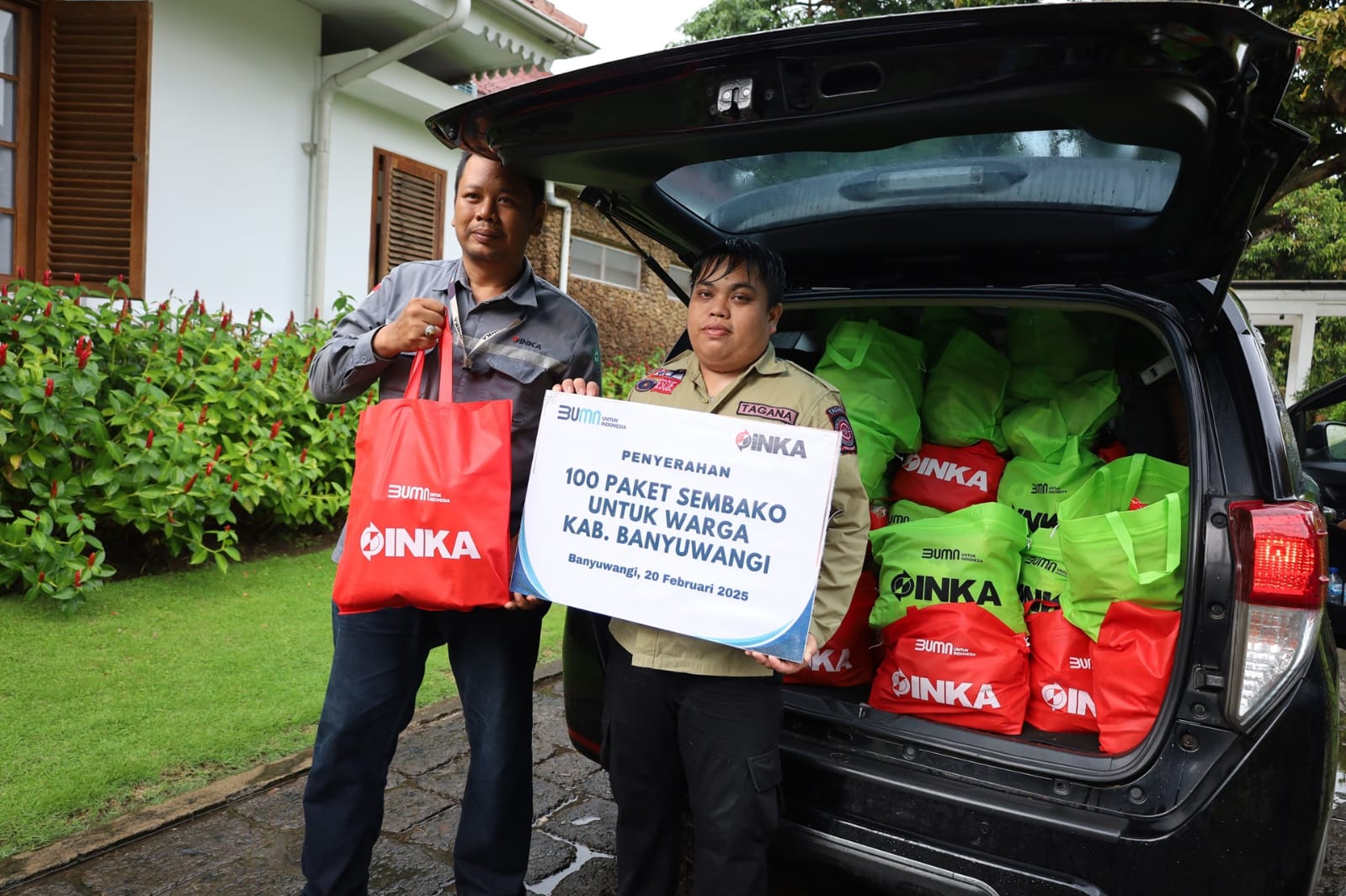 Terus Berdatangan, Sembako Pengganti Ucapan Karangan Bunga Bupati-Wakil Bupati Banyuwangi