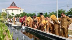 Halaman Graha Maslahat Pasuruan Makin Indah dan Cantik Setelah Dilengkapi Taman dan Kolam Ikan