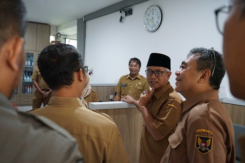 Wakil Wali Kota Kediri Gus Qowim Keliling Balai Kota di Hari Pertama Kerja