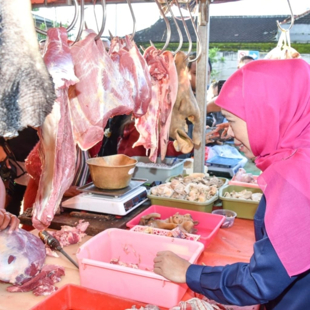 Harga Daging Di Batu Rp 120.000/Kg, Beras Naik Seribu Rupiah