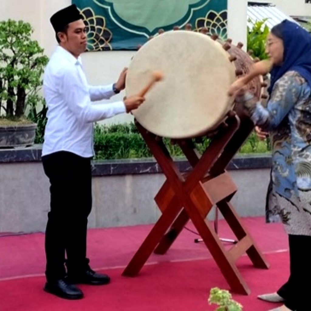 Tingkatkan Daya Beli Pasar Tradisional, Wali Kota Blitar Buka SAE Ramadhan Festival 2025