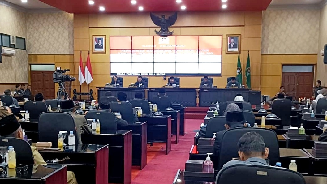 Rapat Paripurna Penyampaian LKPJ Wali Kota Blitar Tahun 2024