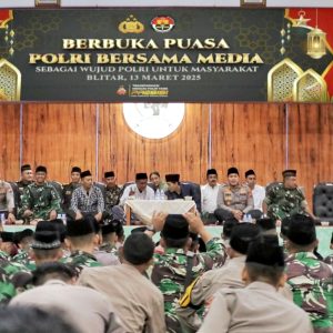 Bulan Ramadhan Forkopimda Blitar Raya Buka bersama Gus Idam