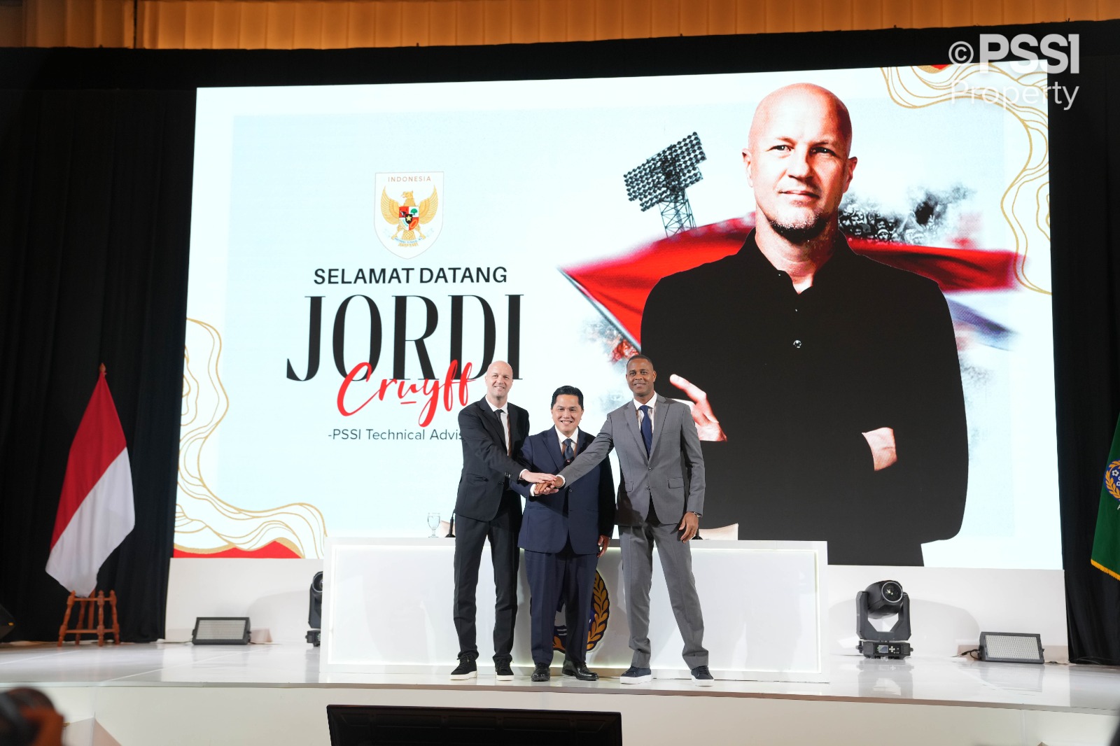 Jordi Cruyff Resmi Diperkenalkan