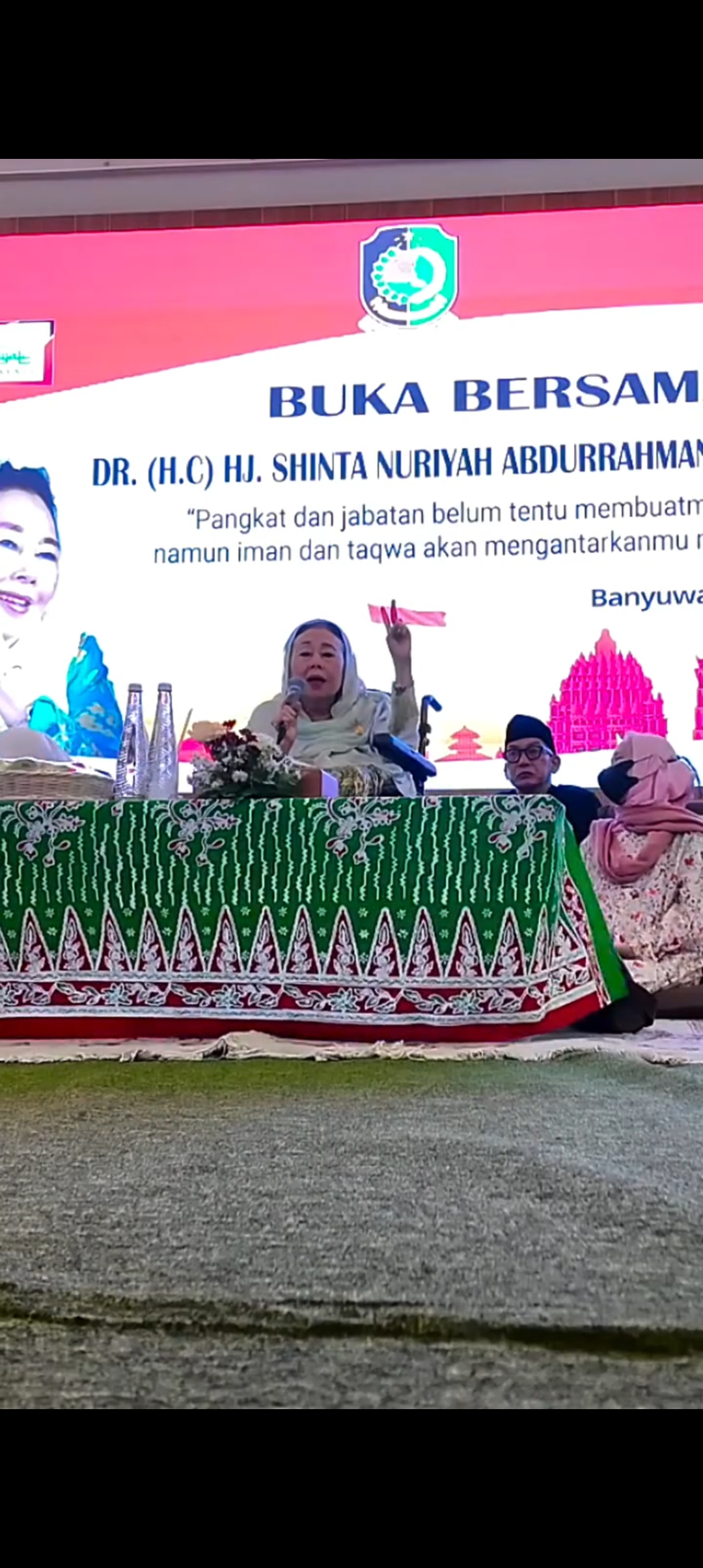 Nyai Hj. Shinta Nuriyah Wahid Hadiri Buka Puasa Lintas Elemen di Banyuwangi