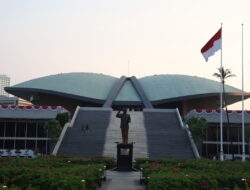 Ketua Komisi Xll Bambang Patijaya Apresiasi Pernyataan Bahlil Lahadalia: Tidak Ada Kenaikan Harga BBM