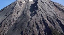 Awan Panas Semeru Meluncur 4,5 Km, Warga Diimbau Waspada Lahar Hujan