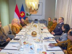 Khofifah–Dubes RI Bahas Penguatan Perdagangan dan Pendidikan Jatim–Malaysia