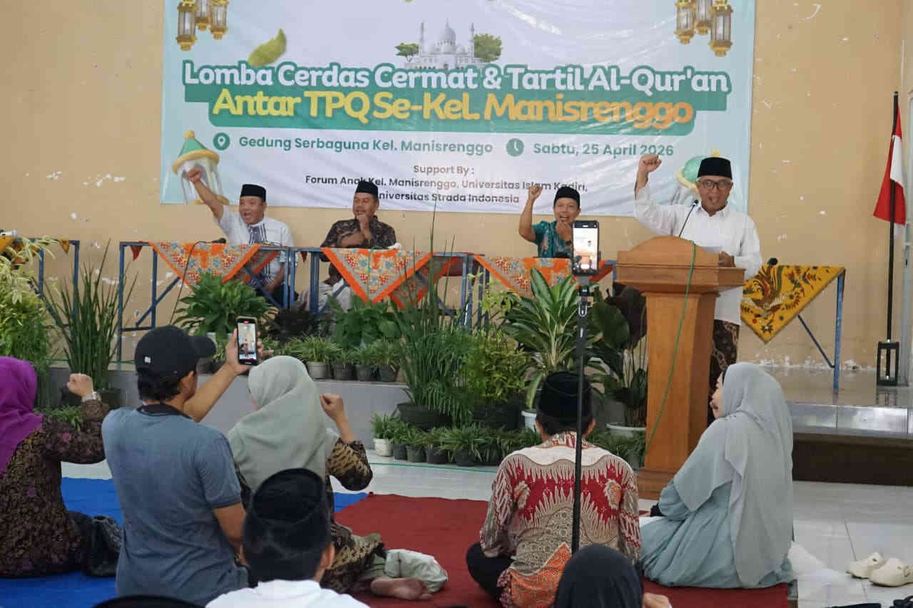 Wakil Wali Kota Kediri Gus Qowim memberikan semangat pada lomba cerdas cermat dan tartil Al-Qur’an antar TPQ di Manisrenggo.