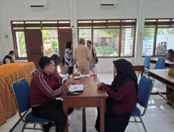 Guru ngaji di 4 Kecamatan Jember Selatan Terima Insentif