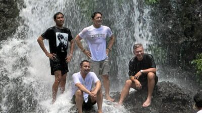 Dua Hari Raffi, Ariel dan Gading Di Banyuwangi, Syuting Film Sambil Wisata