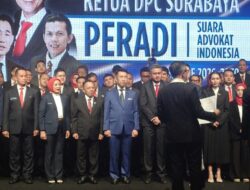 Tonic Tangkau Resmi Pimpin DPC Peradi SAI Surabaya, Dorong Era Baru Advokat Berintegritas