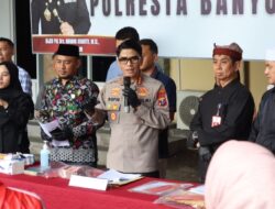Kerugian Capai Rp500 Juta, Polresta Banyuwangi Bongkar Dugaan Umroh Ilegal; Dua Perempuan Jadi Tersangka